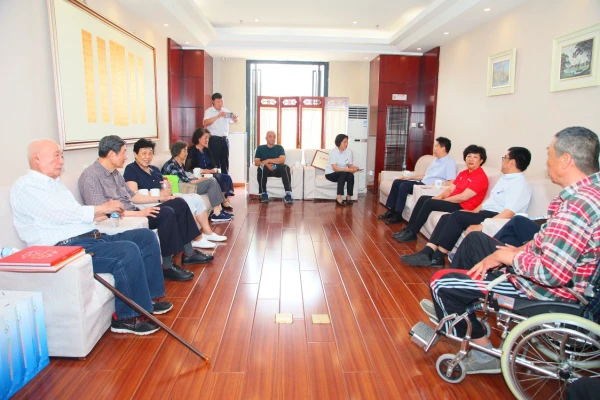 如何通过练习提升篮球罚球的速度和准确性?_1